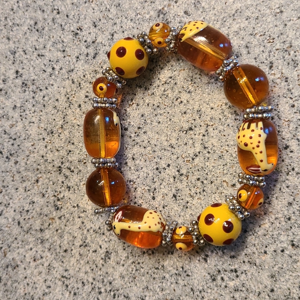 Giraffe bracelet, yellow